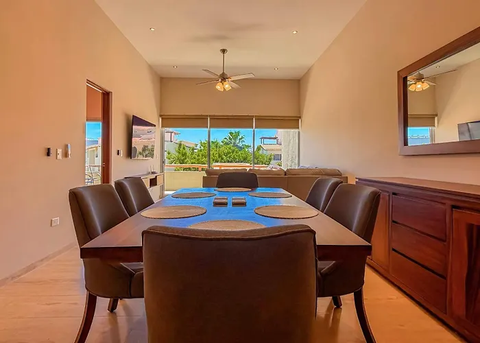 Apartment With Private Terrace, Pool & Gym Access Cabo San Lucas