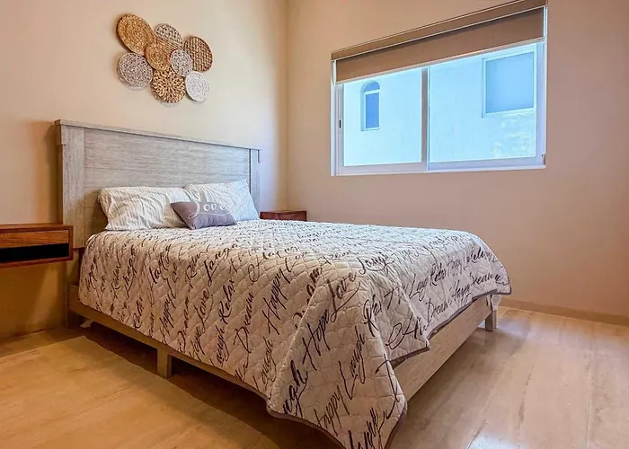 Apartment With Private Terrace, Pool & Gym Access Cabo San Lucas